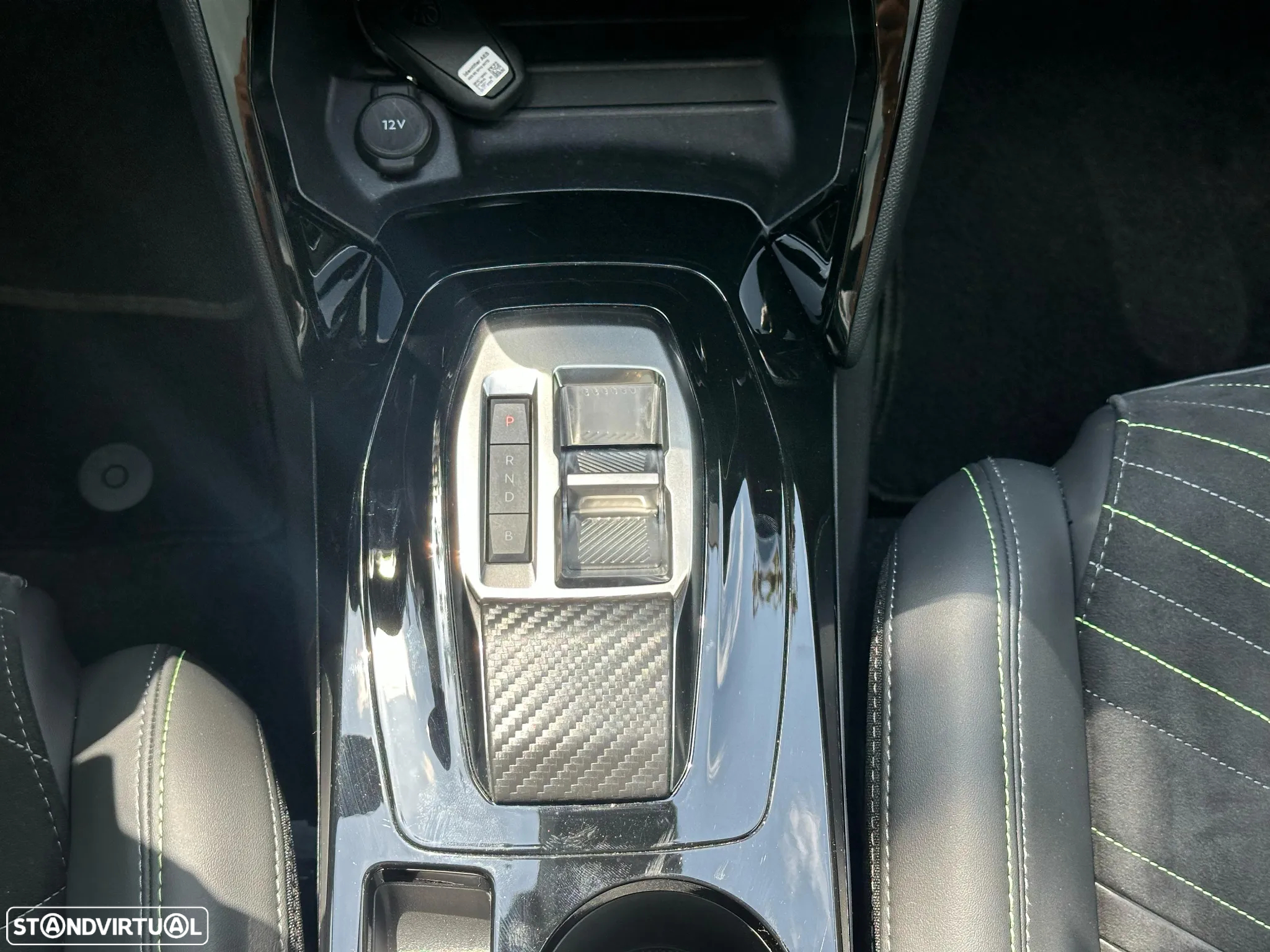 Peugeot e-2008 50 kWh GT Pack - 35