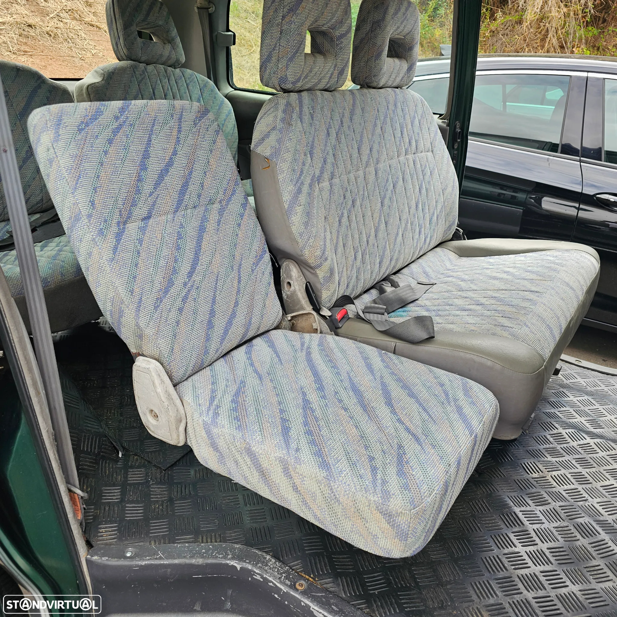Mitsubishi Space Gear 2.5 TD GLX AC - 12