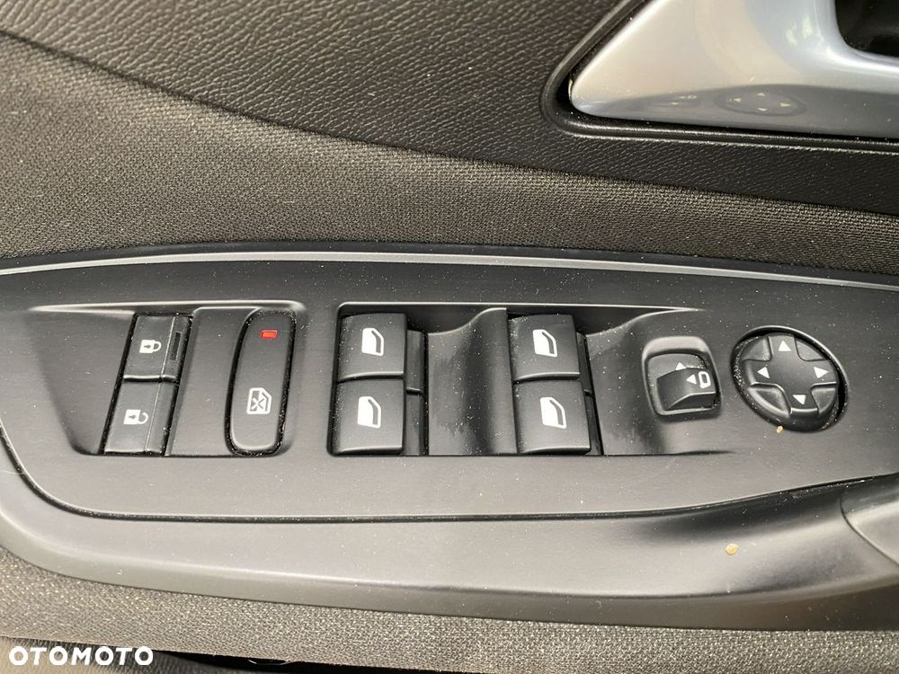 Peugeot 308 - 14