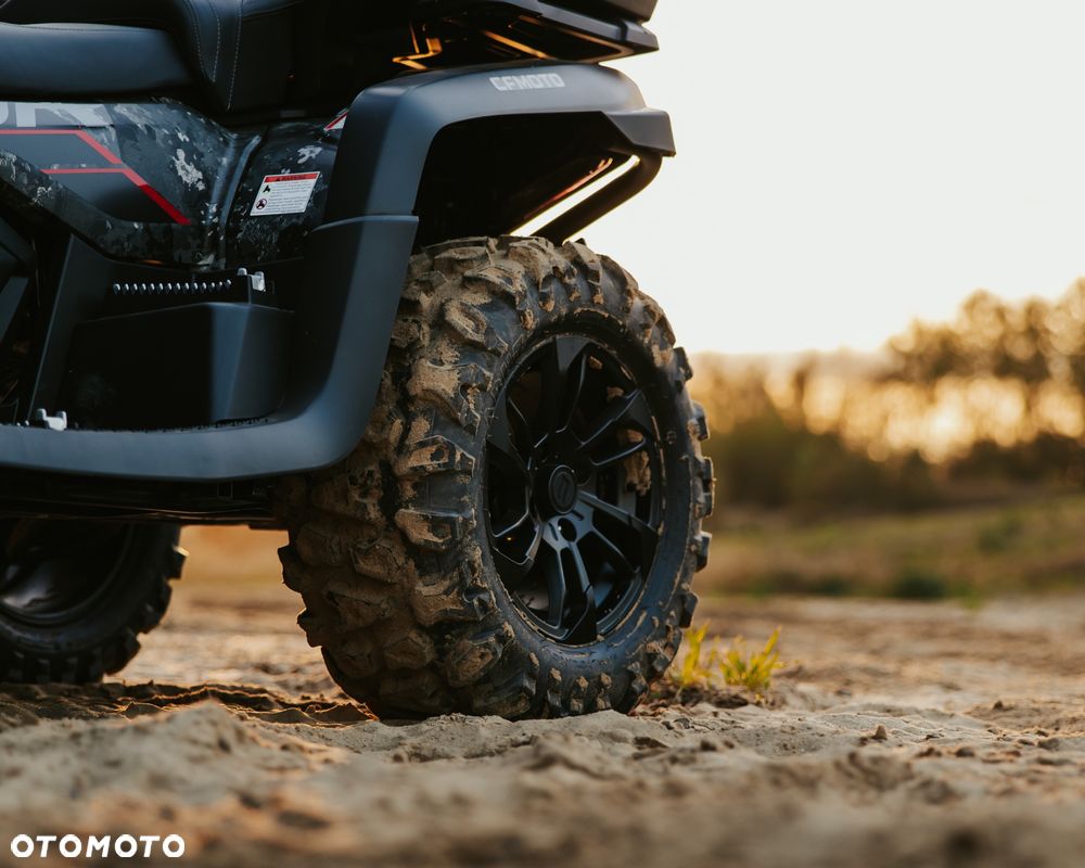 CFMoto CForce - 9
