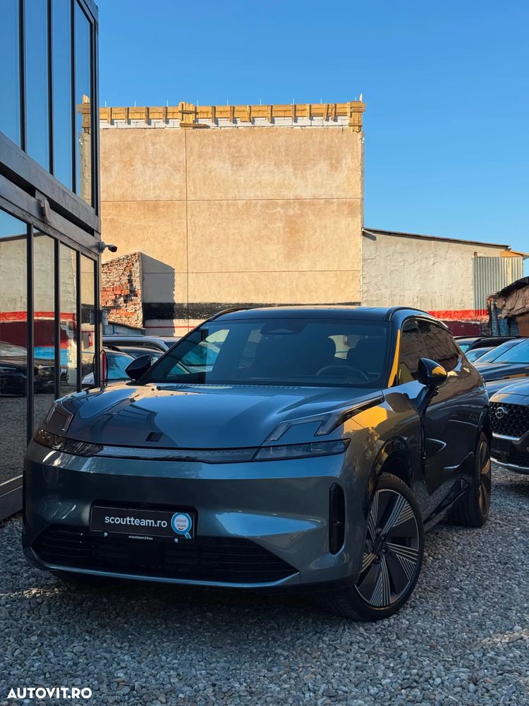Lynk&Co 08 - 2