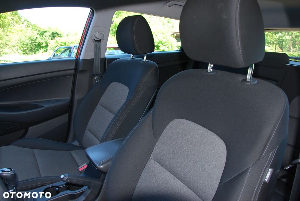 Hyundai Tucson 1.6 GDI BlueDrive Comfort 2WD - 34