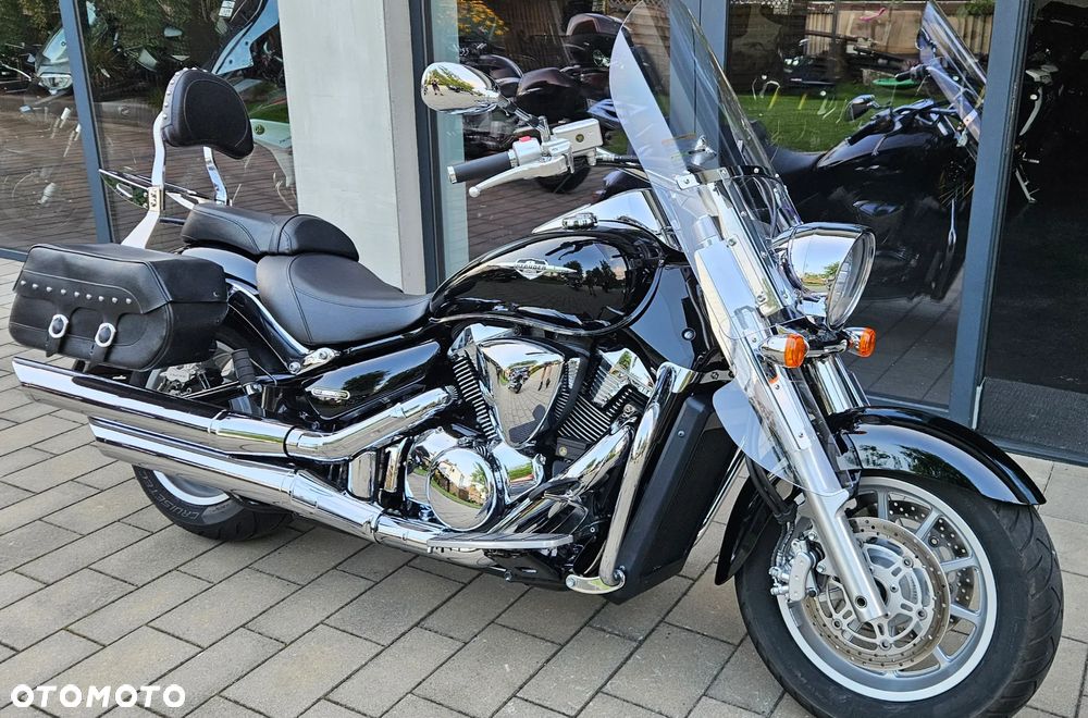 Suzuki Intruder - 21