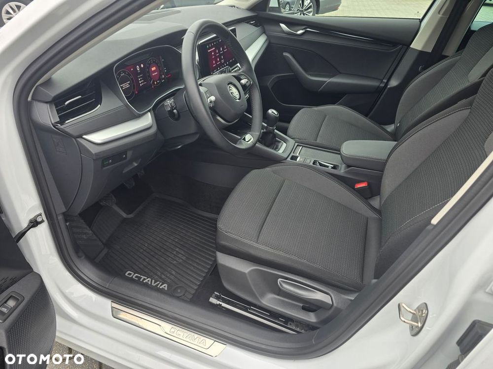 Skoda Octavia 1.5 TSI Selection - 9