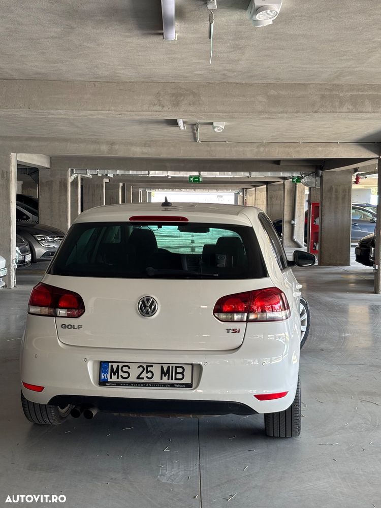 Volkswagen Golf 1.4 TSI Highline DSG - 8