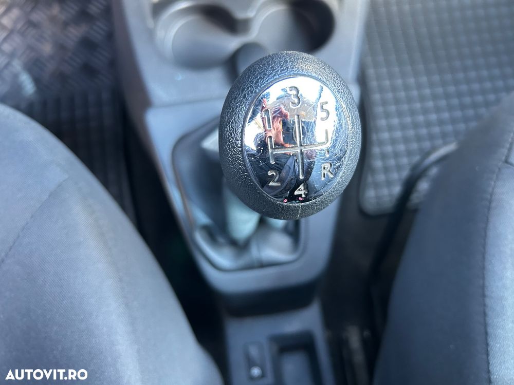 Dacia Dokker dCi 90 Laureate - 18