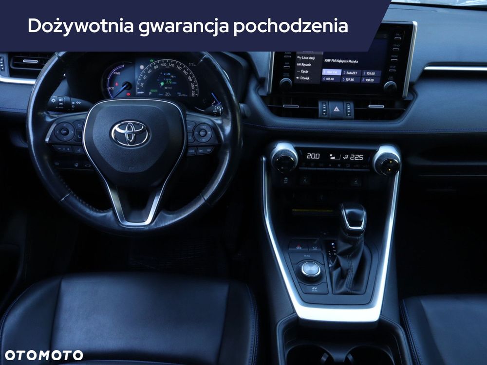 Toyota RAV4 - 9