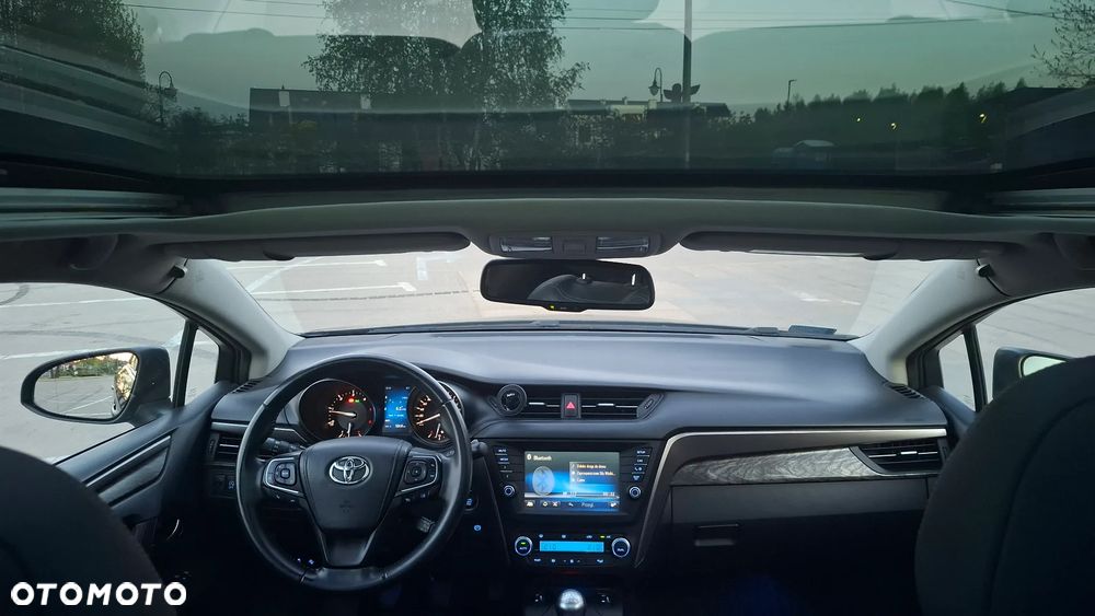 Toyota Avensis 2.0 D-4D Prestige - 16
