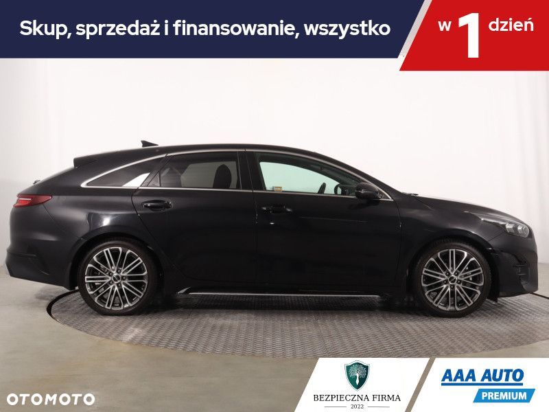 Kia ProCeed - 8
