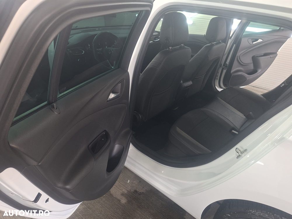 Opel Astra 1.5 D Start/Stop Elegance - 24