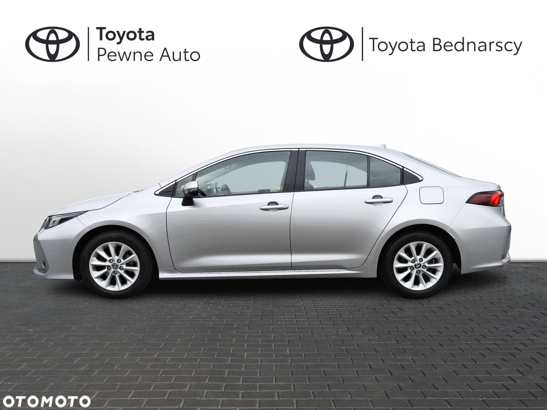 Toyota Corolla - 2