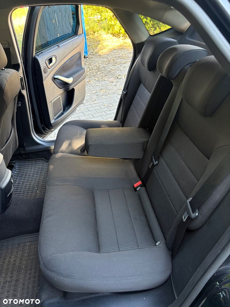 Ford Mondeo - 14