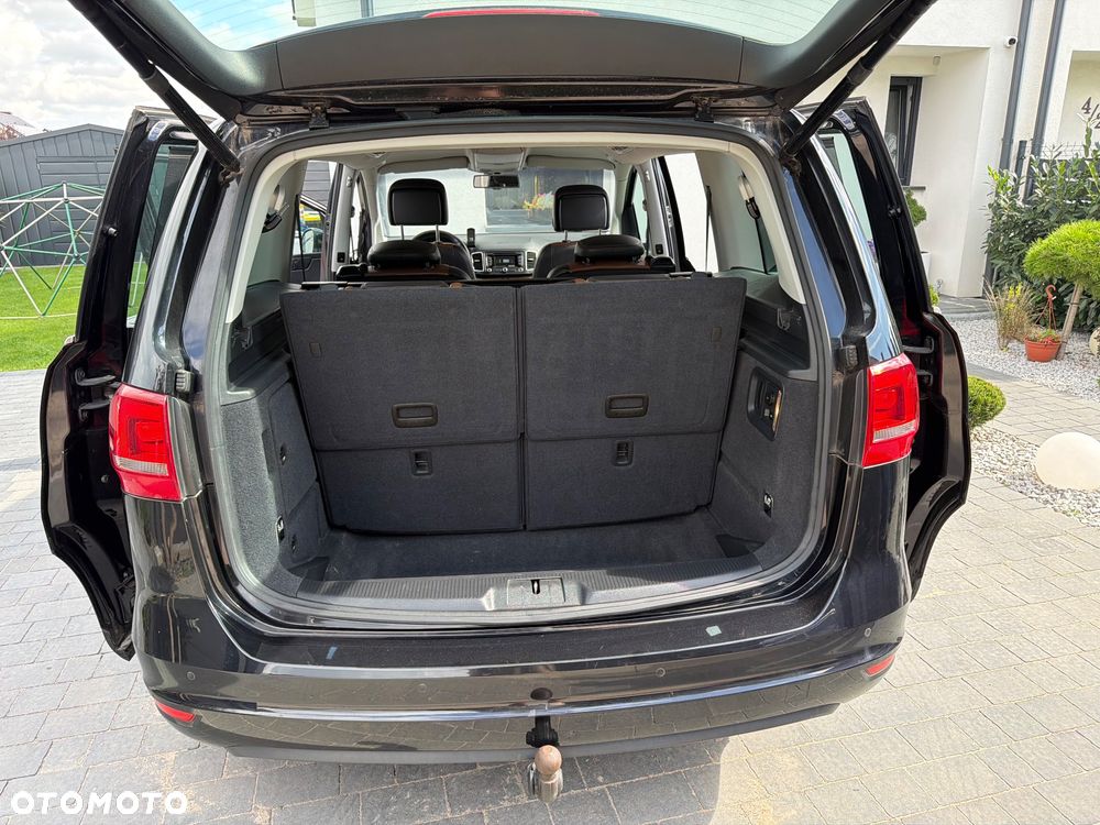 Volkswagen Sharan 2.0 TDI Exclusive Edition - 20