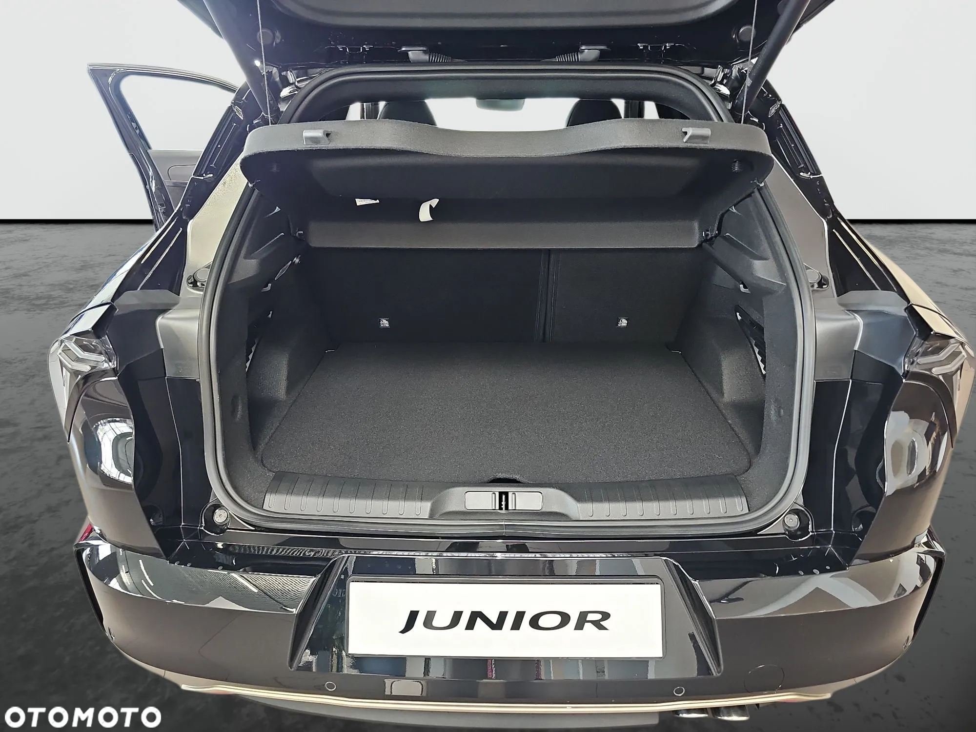 Alfa Romeo Junior 1.2 mHEV Ibrida Intensa eDCT - 20