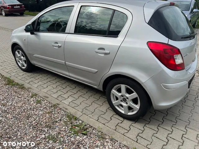 Opel Corsa 1.2 16V - 4