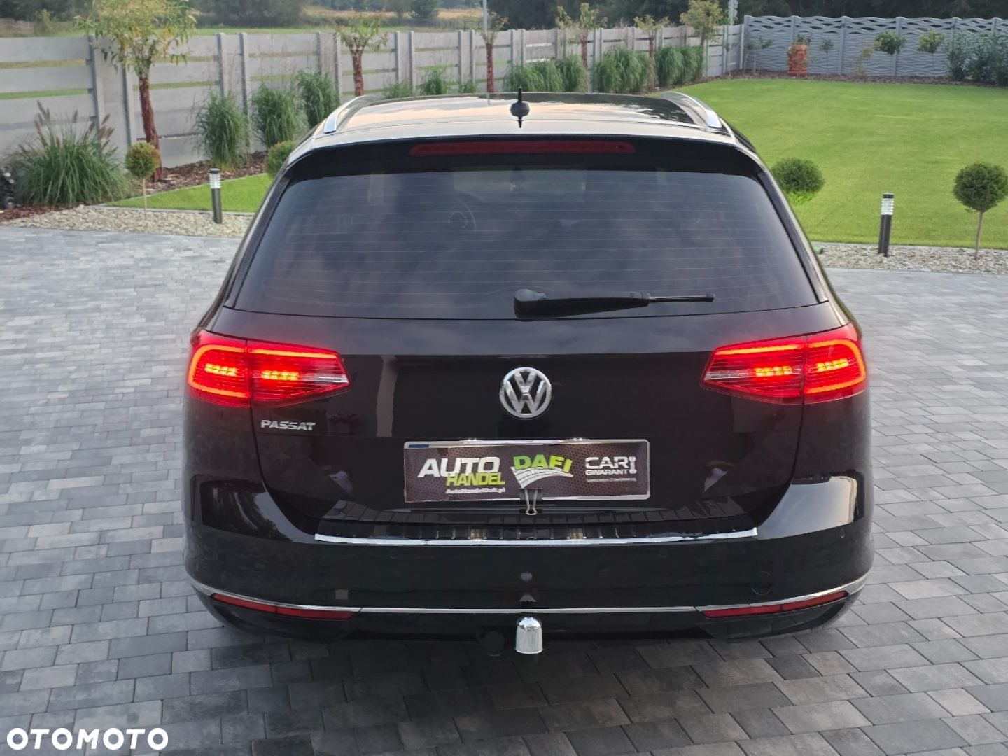 Volkswagen Passat - 36
