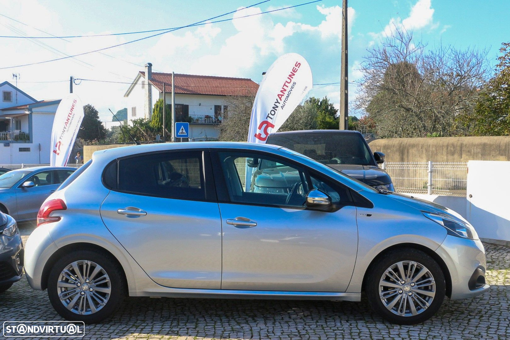 Peugeot 208 1.6 BlueHDi Style - 5