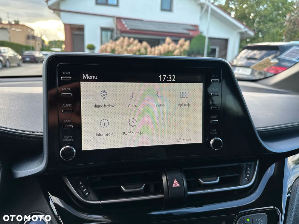 Toyota C-HR - 14