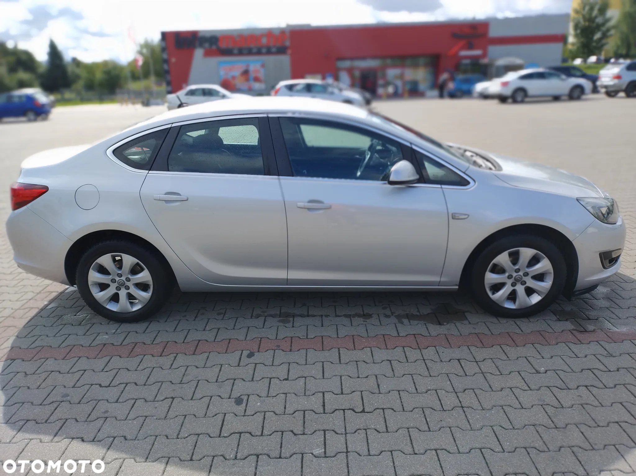 Opel Astra - 2