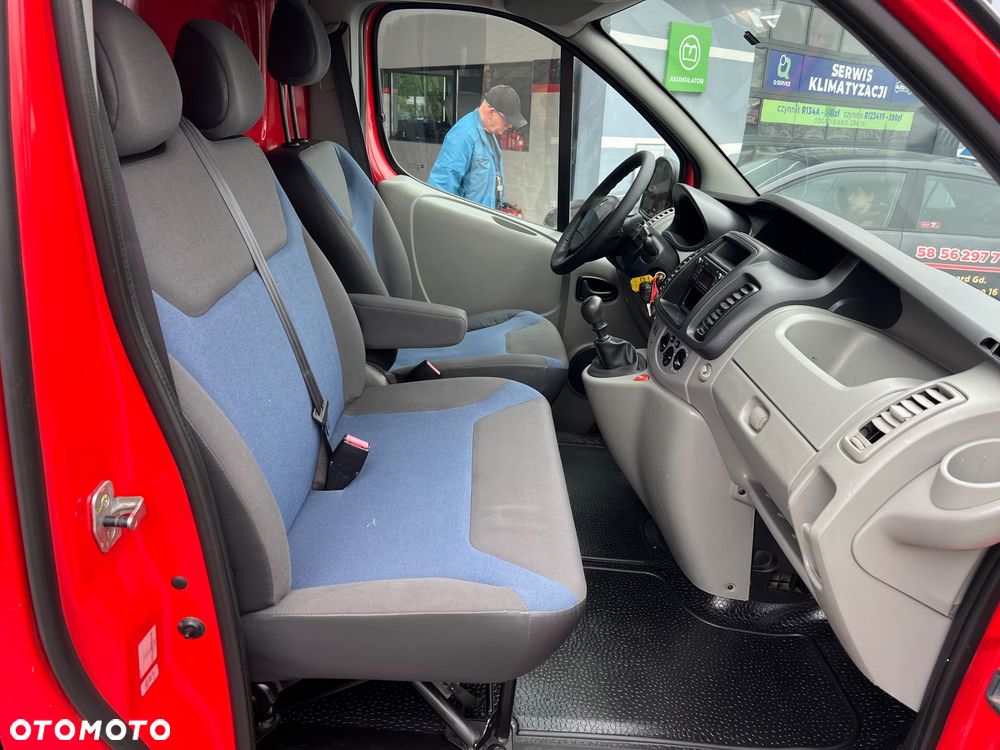 Renault Trafic - 23