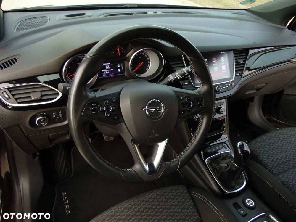 Opel Astra 1.4 Turbo Innovation - 12