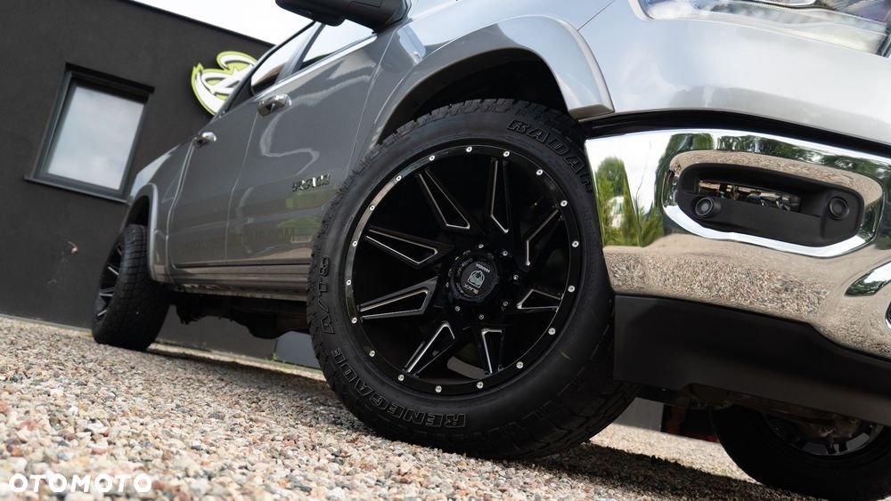 RAM 1500 Crew Cab Laramie - 11