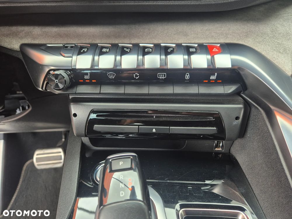 Peugeot 5008 BlueHDi 180 EAT8 GT - 33