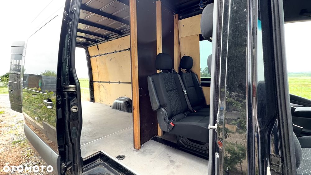 Mercedes-Benz SPRINTER - 8