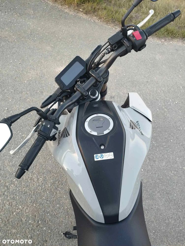 Honda CB - 2