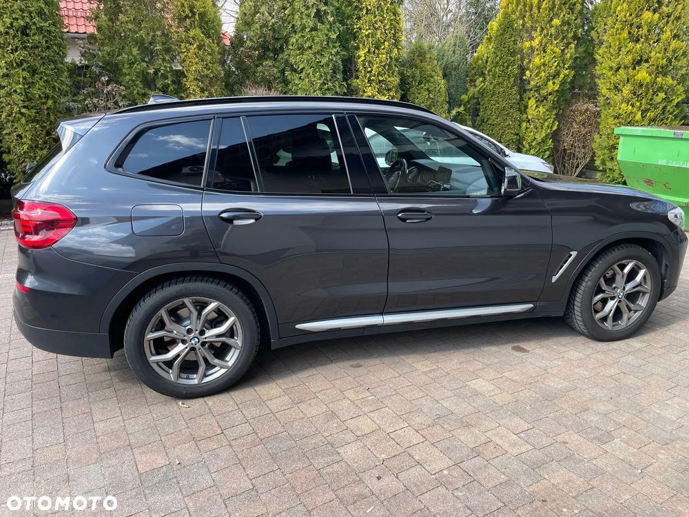 BMW X3 xDrive20d - 8