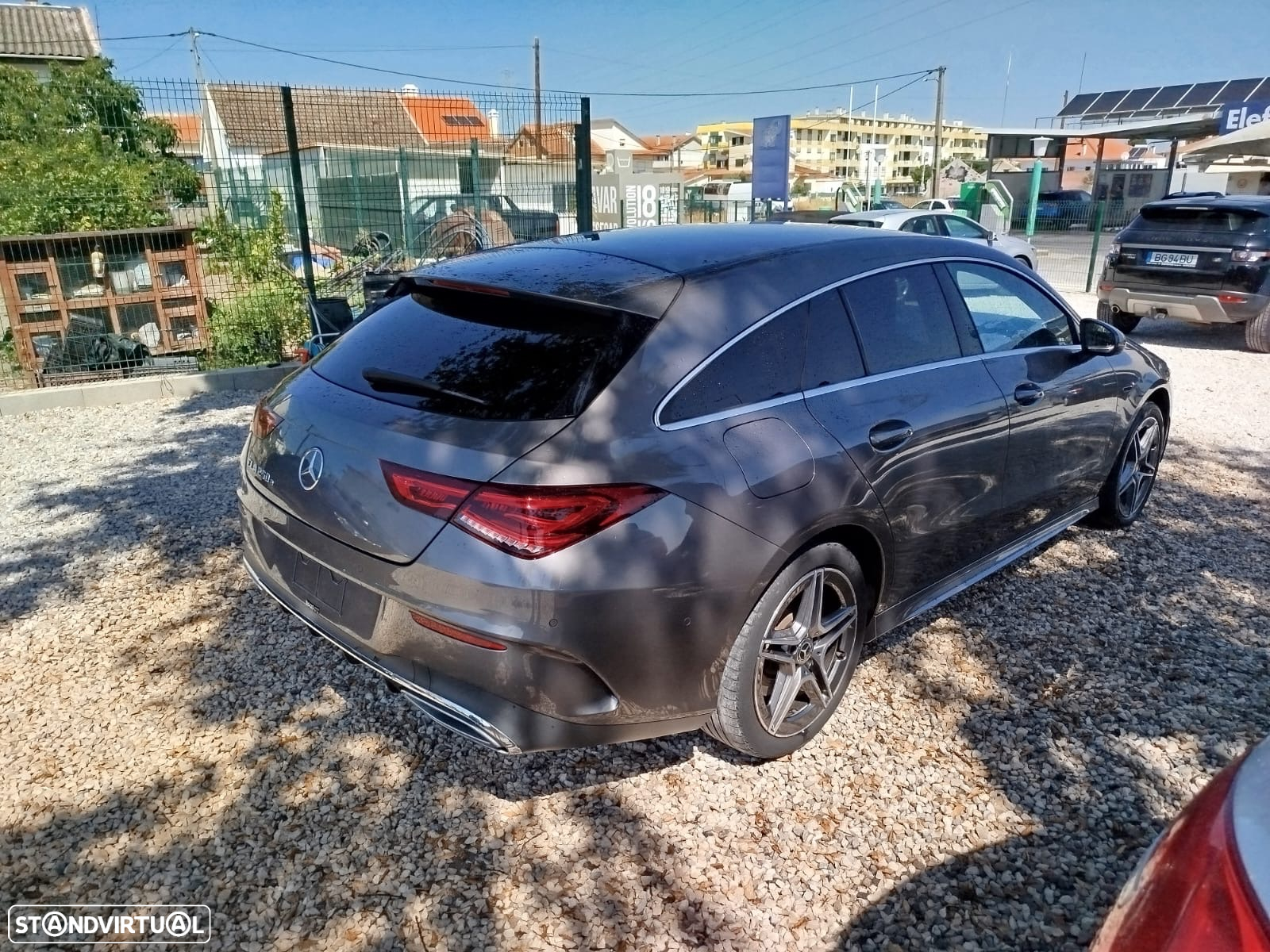 Mercedes-Benz CLA 250 e Shooting Brake AMG Line - 25