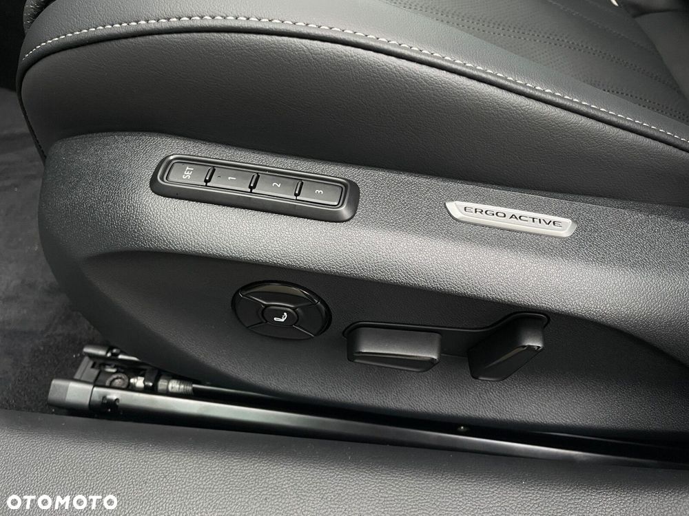 Volkswagen Passat - 24