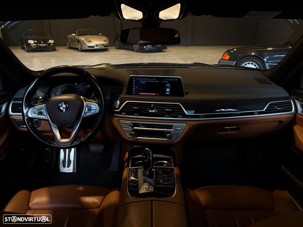 BMW 730 d Pack M Auto - 16