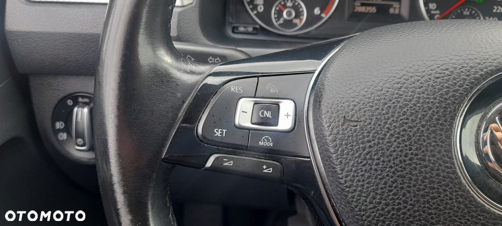 Volkswagen Caddy - 11