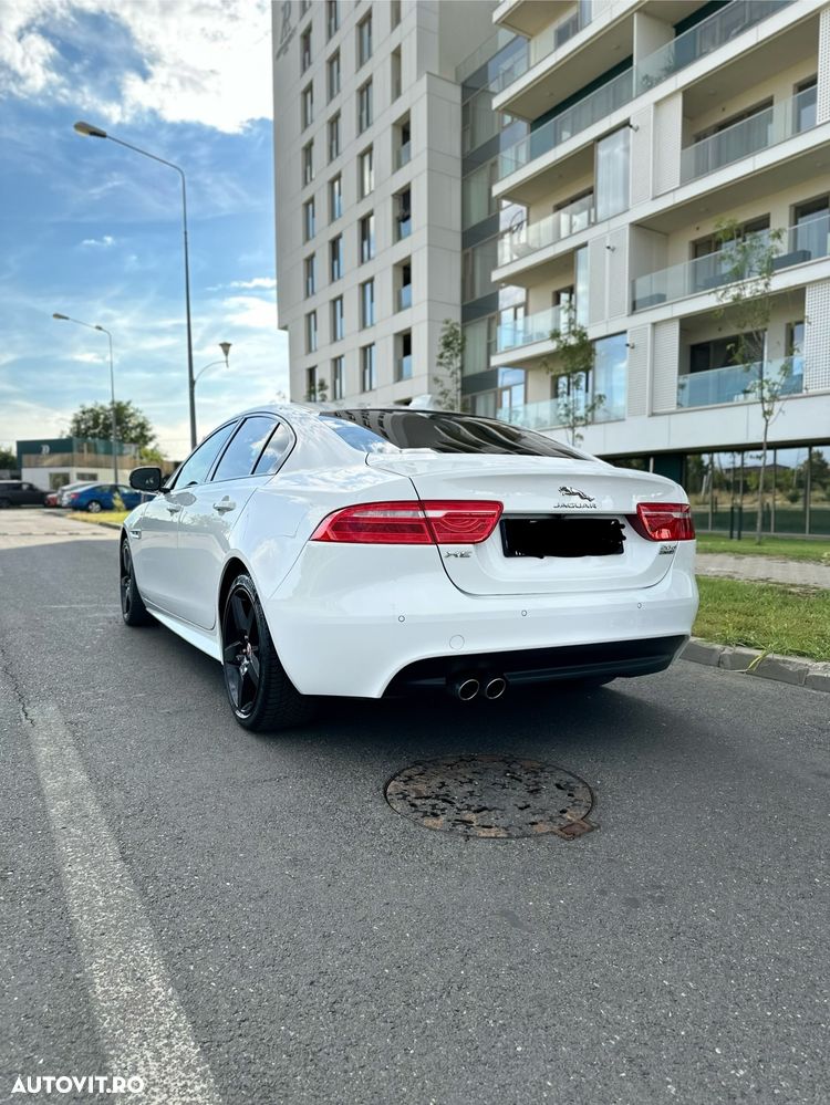 Jaguar XE 2.0 AWD R-Sport - 13