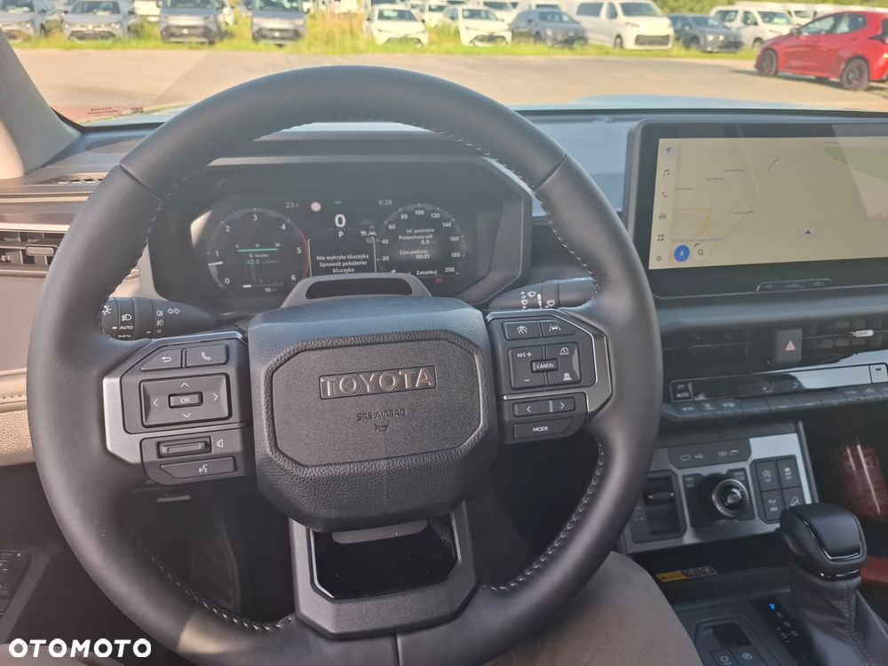 Toyota Hilux 2.8 D-4D mHEV Double Cab Executive 4x4 - 22