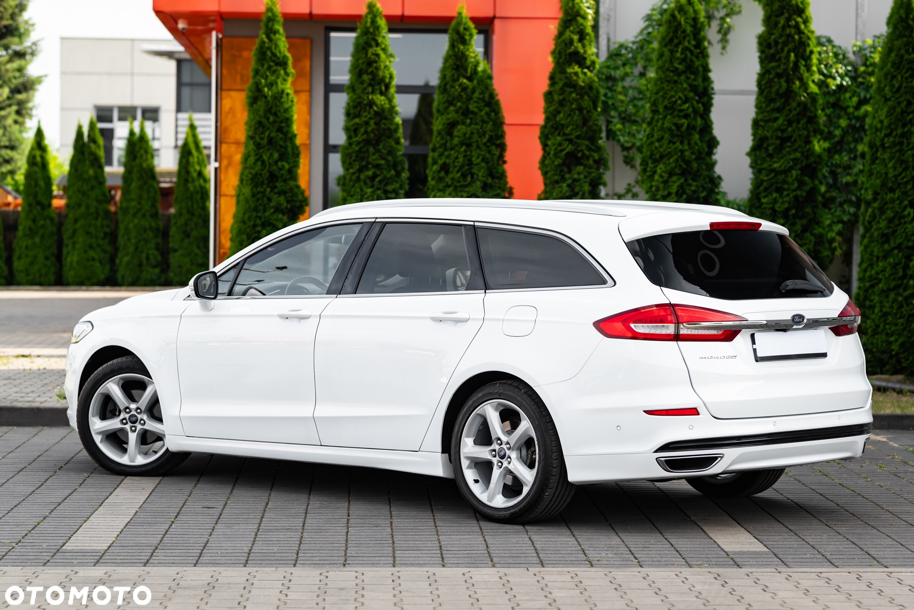 Ford Mondeo 2.0 TDCi Titanium PowerShift - 11