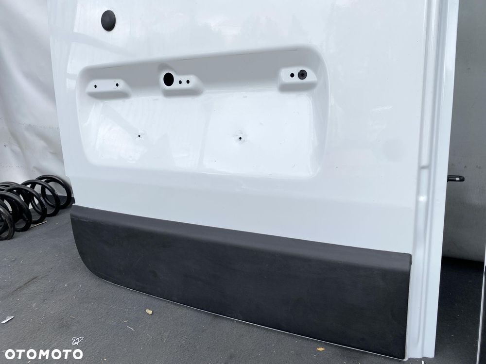 MASTER 3 4 MOVANO NV400 19- DRZWI TYLNE TYŁ BIAŁE PRZESZKLONE KOMPLET  22r. - 3