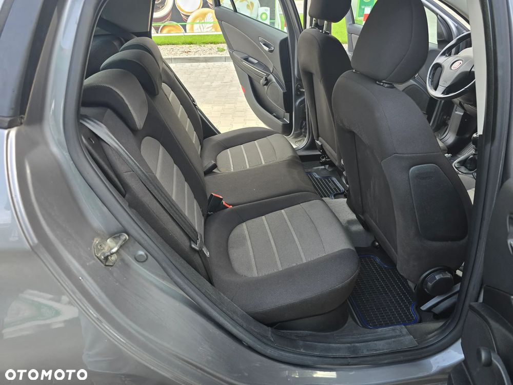 Fiat Bravo 1.4 T-Jet 16V Dynamic Euro5 - 11