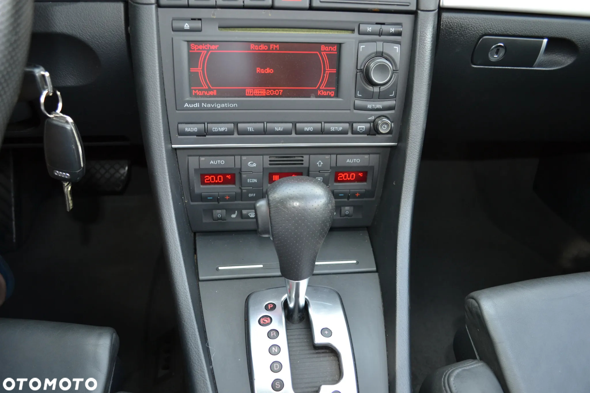 Audi A4 Cabriolet 2.0 TFSI multitronic - 32