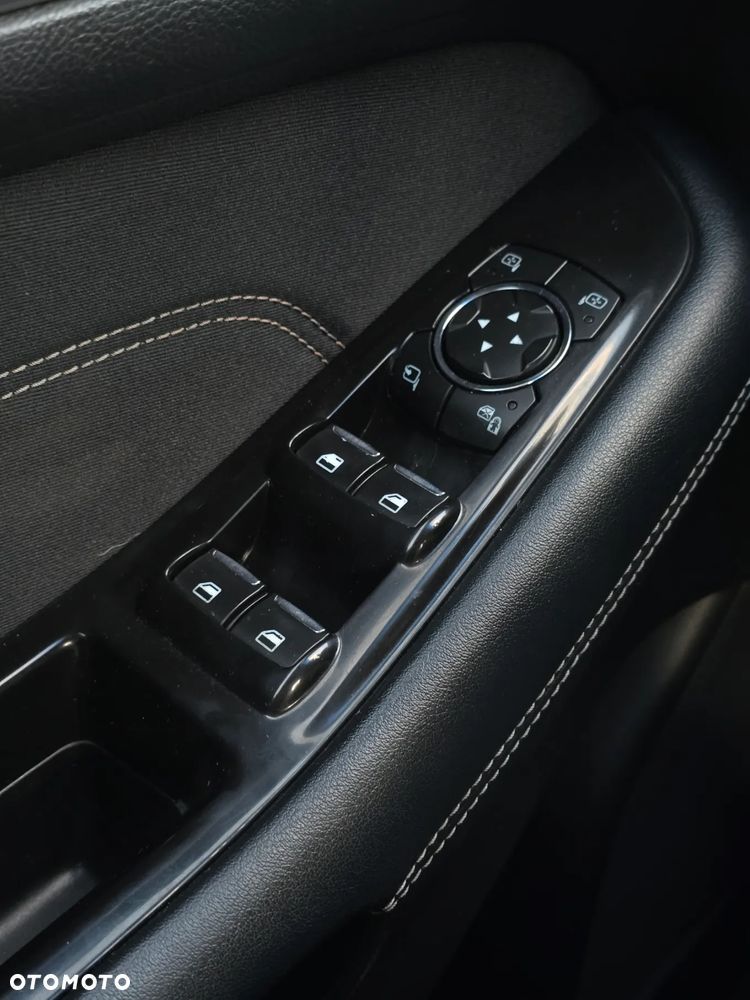 Ford Edge 2.0 TDCi Bi-Turbo 4x4 Titanium - 31