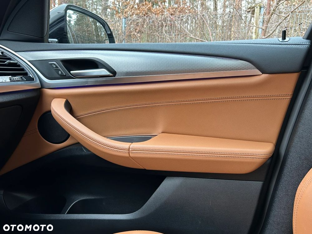 BMW X3 X3M - 22