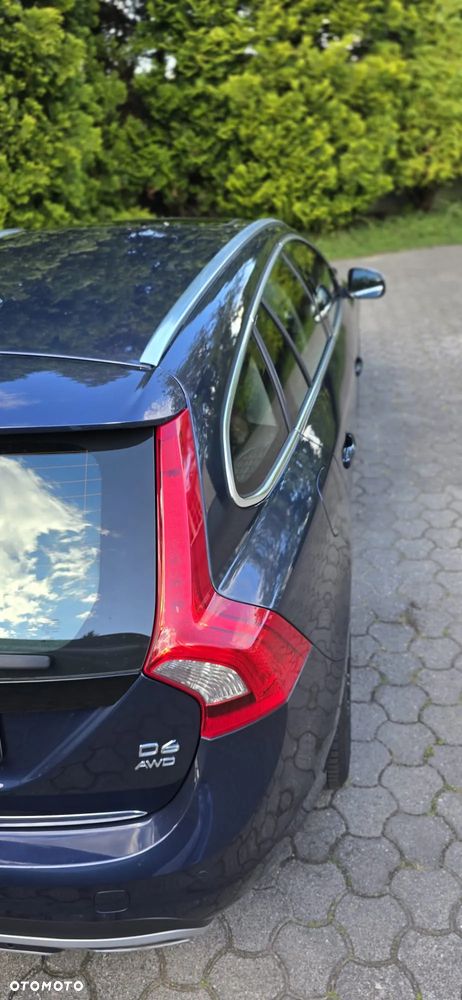 Volvo V60 D6 AWD Plug-in Hybrid Summum - 5