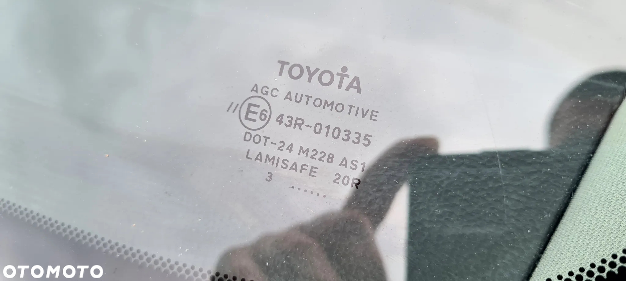 Toyota Auris 1.6 Premium - 35
