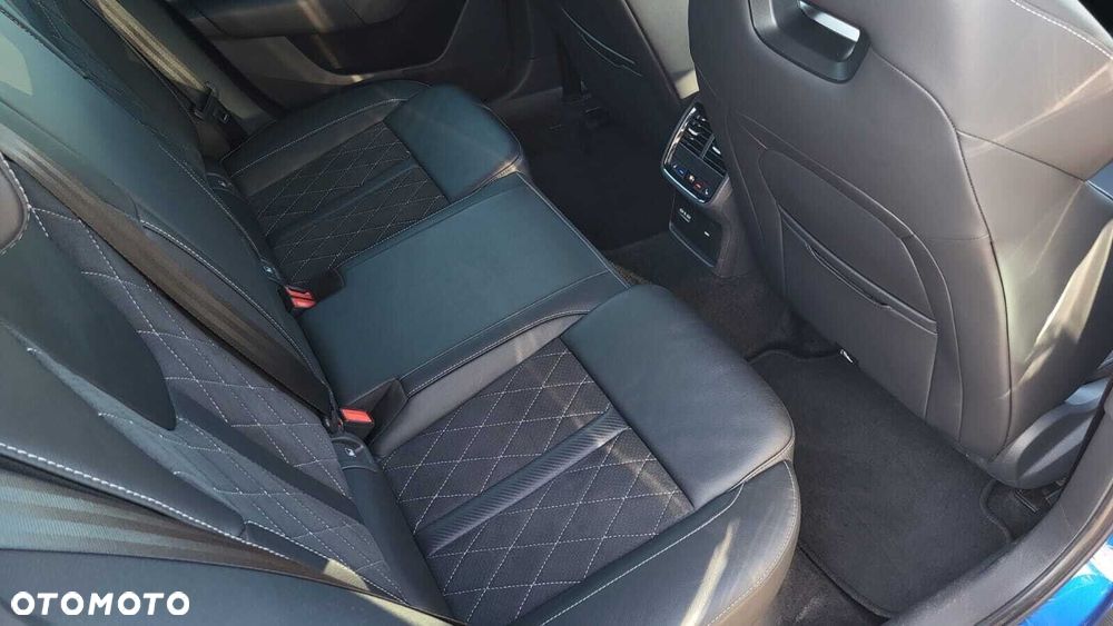 Skoda Octavia 2.0 TDI RS DSG - 13