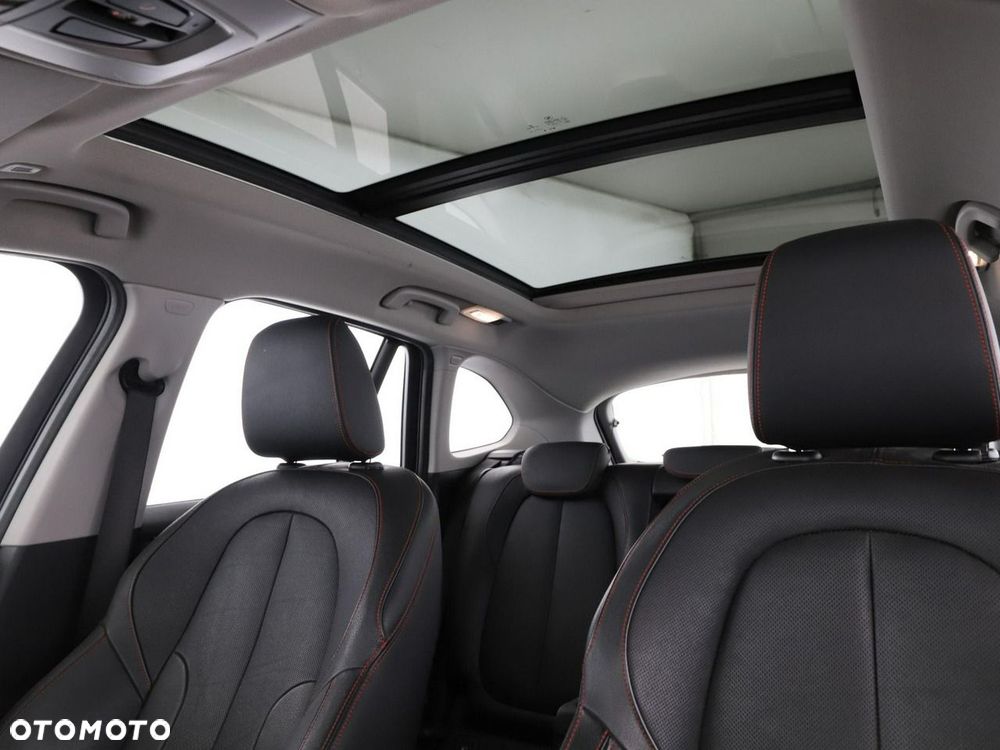 BMW X1 xDrive18d Sport Line - 41