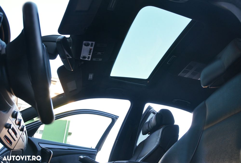 BMW Seria 5 520d Touring Special Edition - 20