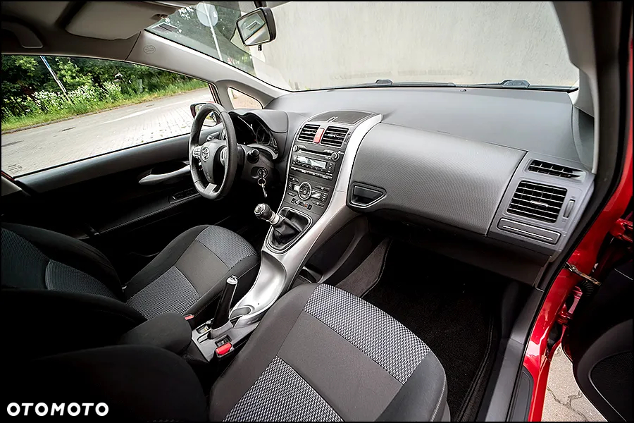 Toyota Auris - 19