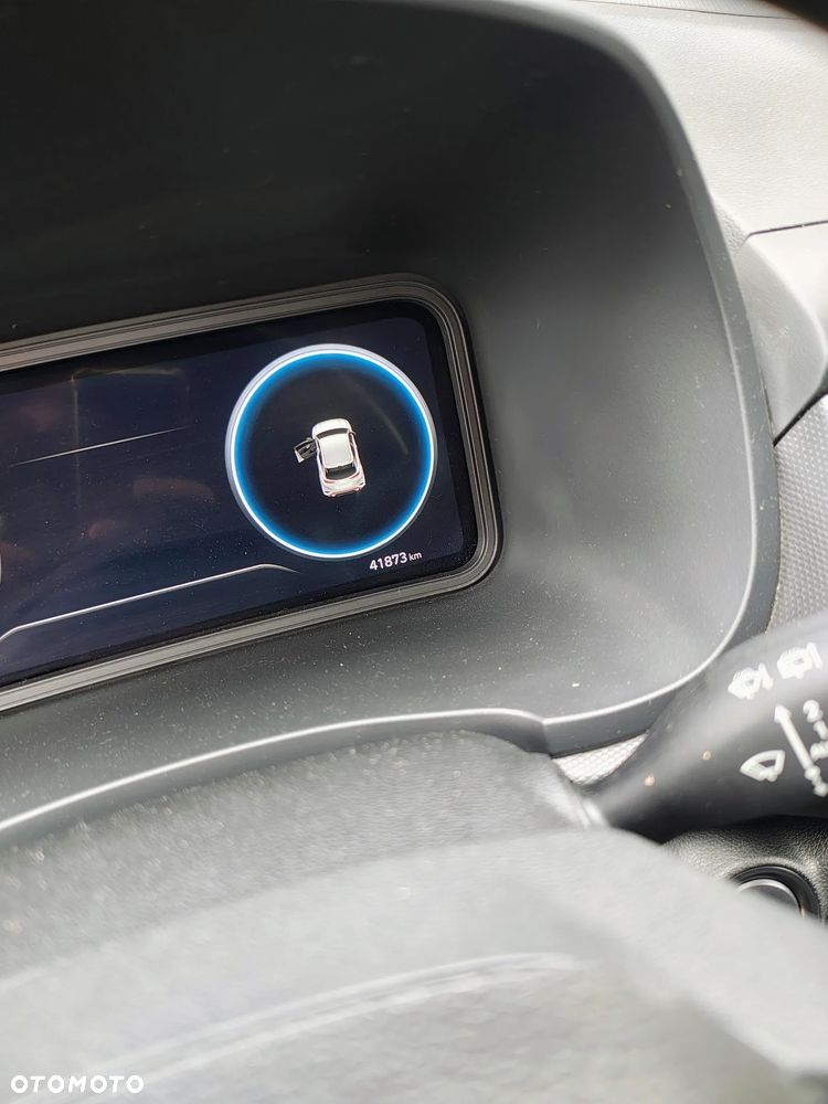 Hyundai Kona - 17