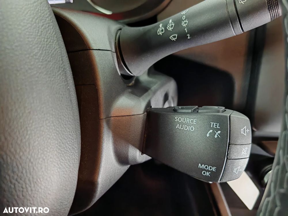 Dacia Duster TCe 150 GPF Prestige - 23